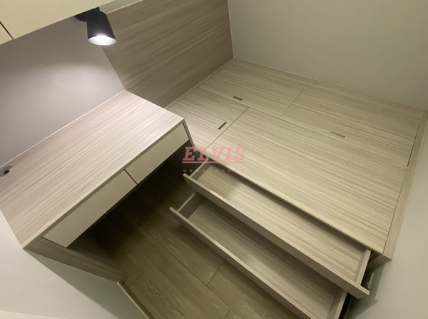 元朗朗屏邨臥室三書檯地台床.jpg
